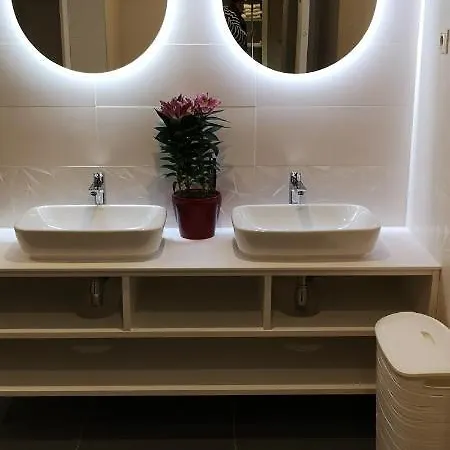 The Unforgettable - Tiliana By Homoky & Budapešť